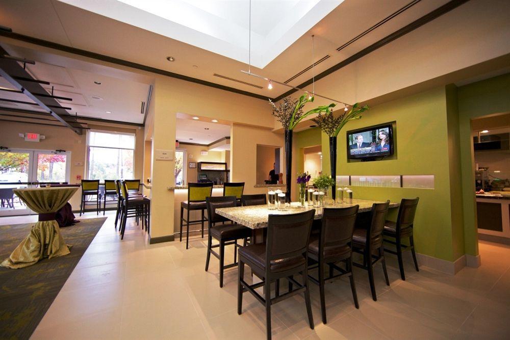 מוריסוויל Hilton Garden Inn Raleigh Durham Airport מראה חיצוני תמונה