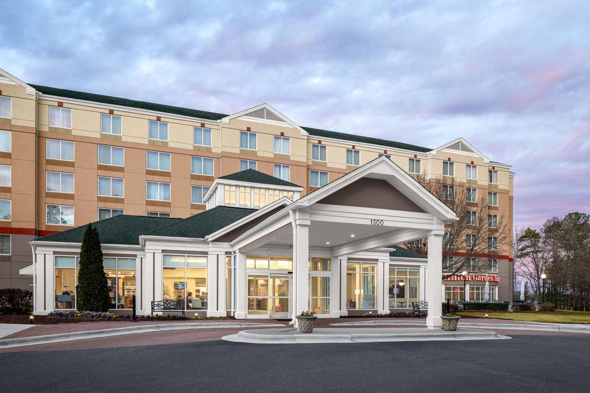 מוריסוויל Hilton Garden Inn Raleigh Durham Airport מראה חיצוני תמונה
