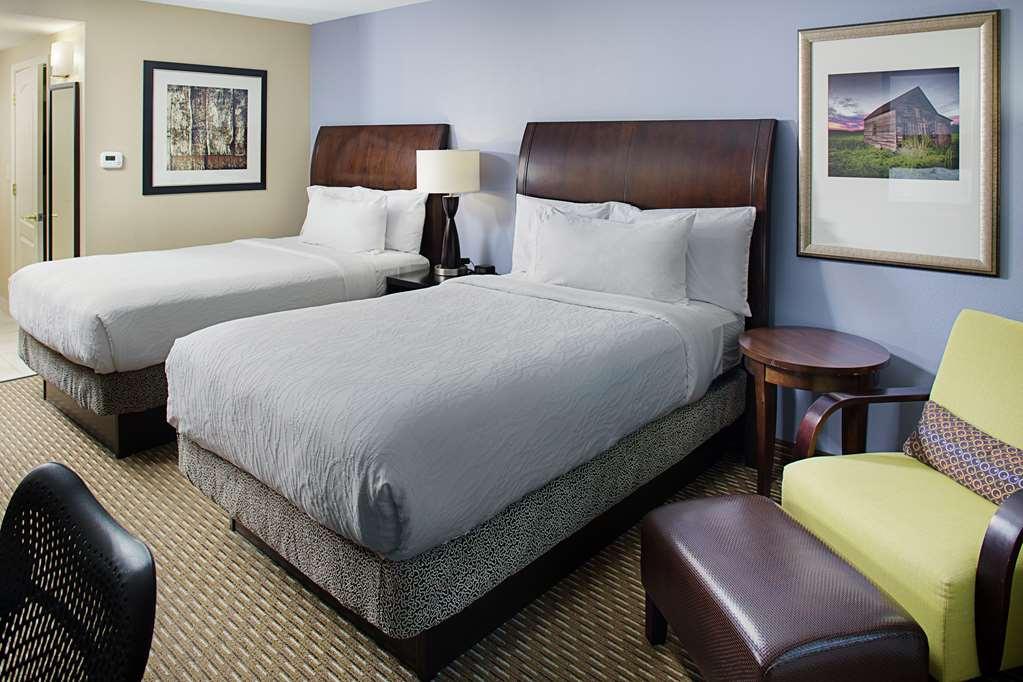 מוריסוויל Hilton Garden Inn Raleigh Durham Airport חדר תמונה