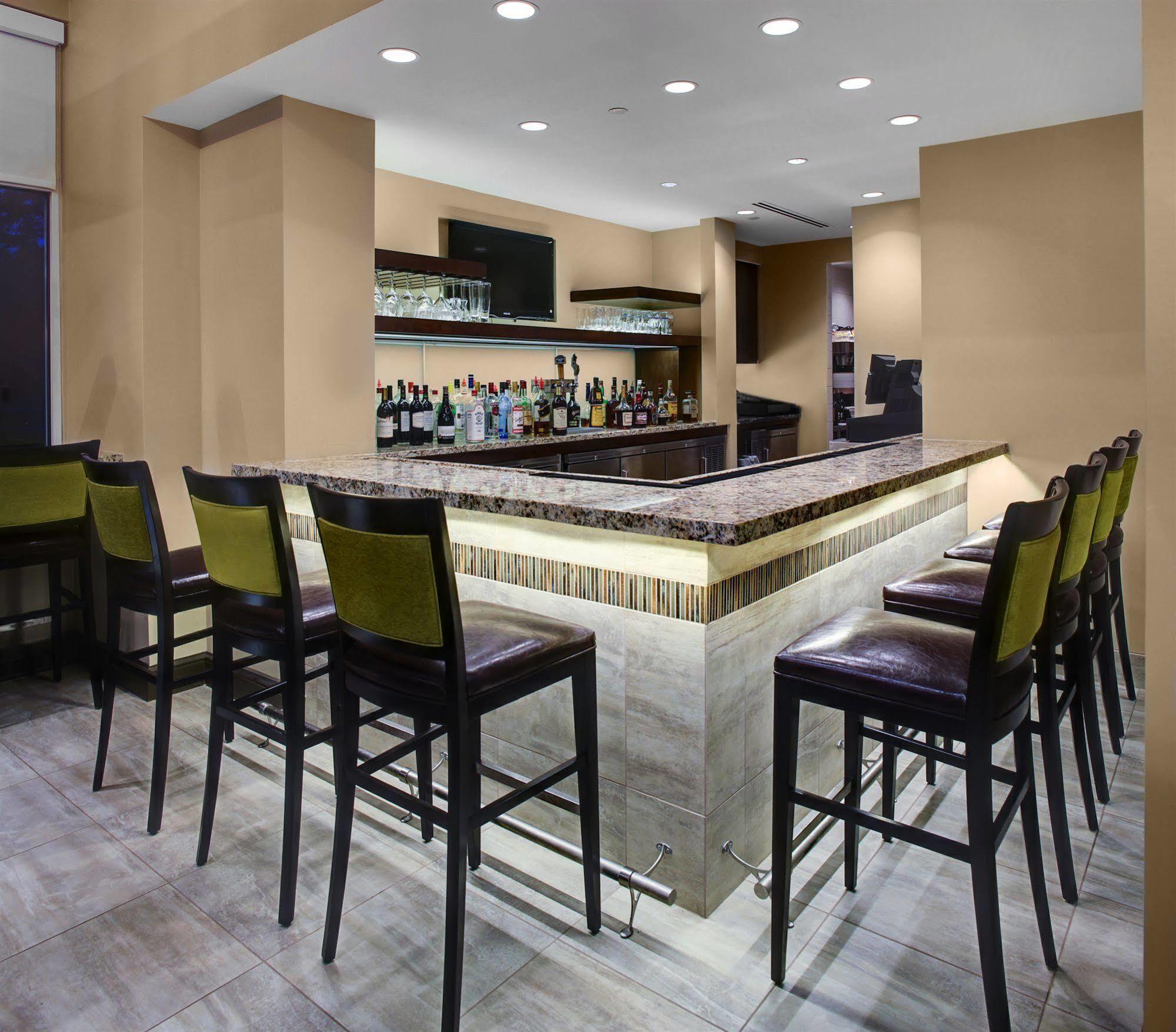 מוריסוויל Hilton Garden Inn Raleigh Durham Airport מראה חיצוני תמונה